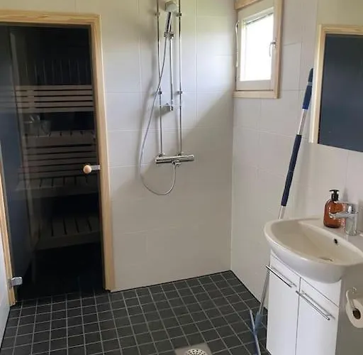 Viihtyisae Itsepalvelumajoitus, Tilava Saunallinen Yksioe 아파트