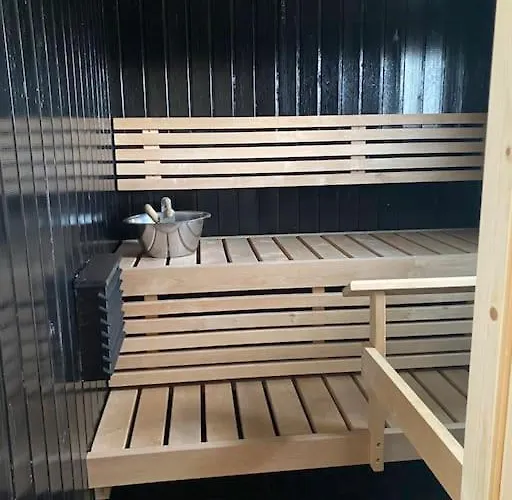 아파트 Viihtyisae Itsepalvelumajoitus, Tilava Saunallinen Yksioe *